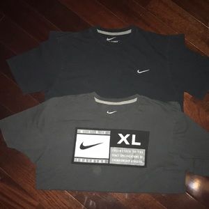 NIKE BUNDLE SIZE LARGE!!!